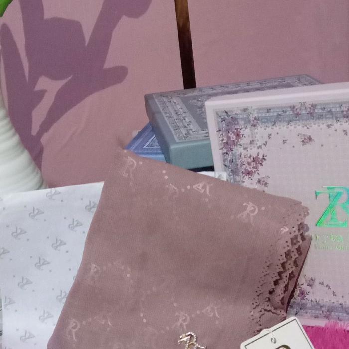 jilbab zaryta scarf  exclusive emboss zr warna milo