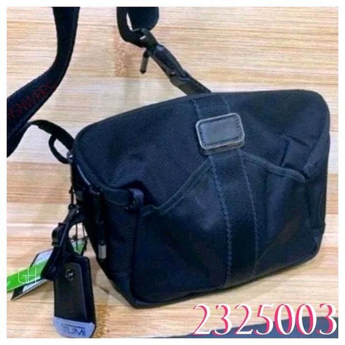 TAS T U M I SLING BAG TAS SELEMPANG PRIA BODYBAG MULTIFUNGSI DESAIN PRAKTIS ESPORTS PRO 2325003