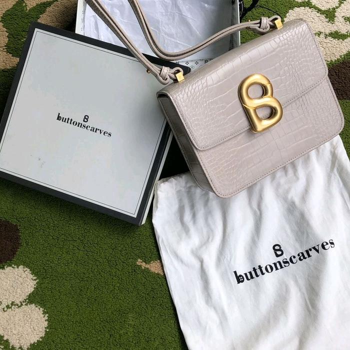 Buttonscarves THE AUDREY BAG 2.0 BS Tas dengan Judul Produk THE AUDREY BAG 2.0 BS dari Buttonscarves