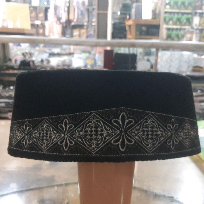 Songkok Peci Nasional Al Ihsan Tinggi 9cm dengan Desain Elegan dan Kualitas Terbaik