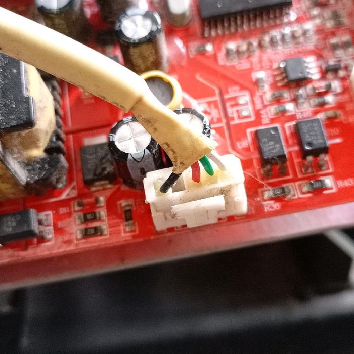 perbaikan mesin modul PCB treadmill kinetic error E2