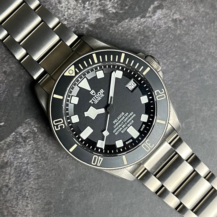 Tudor Pelagos Titanium Black Blue Ceramic 42 mm M25600TN M25600TB Automatic