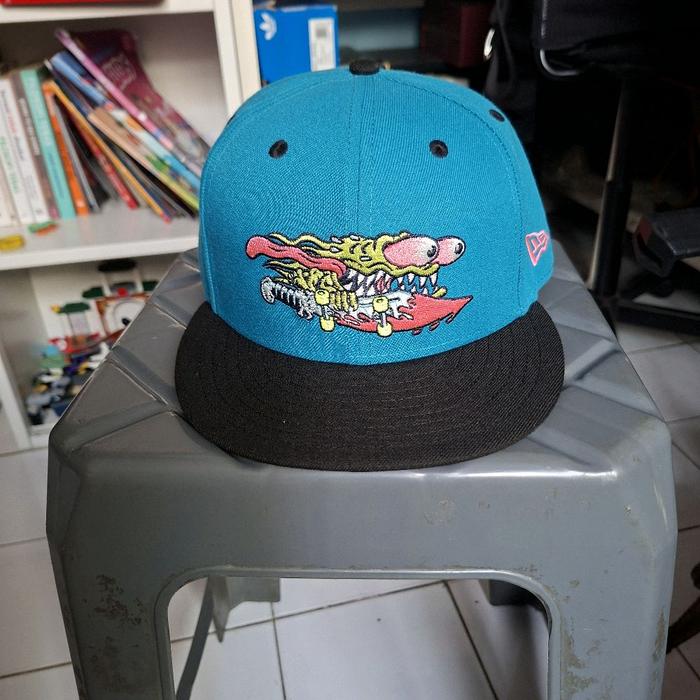 Topi New Era x Santa Cruz Slasher Black Teal 59Fifty Original - Size 7 3/4
