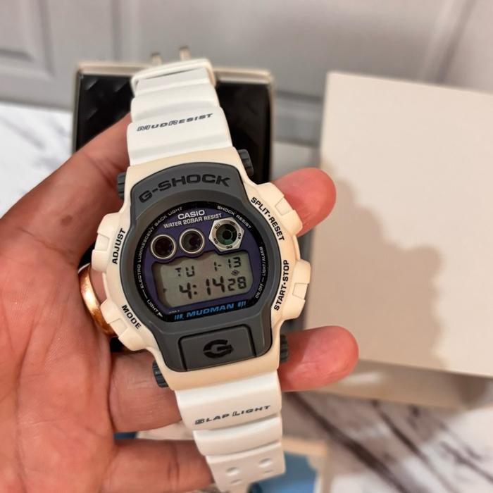 JAM TANGAN GSHOCK DW-8400