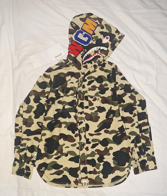 BAPE 1st Shark Camo Hoodie/Shirt Windstopper WGM - A Bathing Ape Original (BISA NEGO) (Second/Prelov