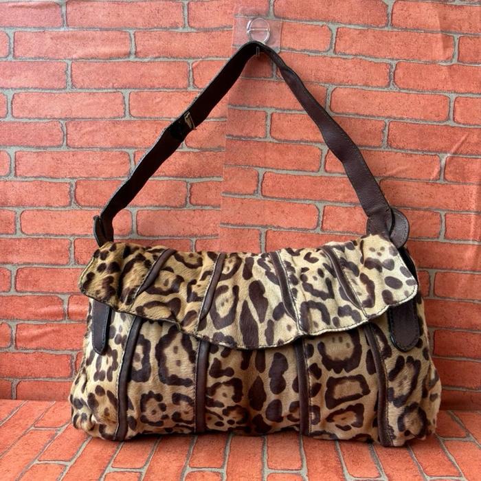 TAS TOTE WANITA KULIT ASLI VALENTINO GARAVANI SECOND BRANDED COKLAT / TAS SHOULDER WANITA KULIT ASLI