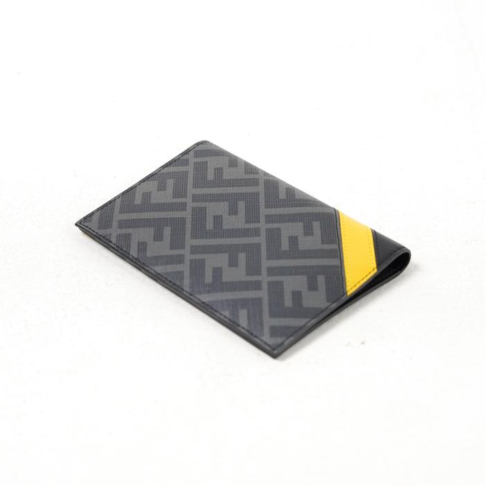 Dompet FENDI FF DIAGONAL MONOGRAM BLACK YELLOW PASSPORT CASE 100% ORIGINAL