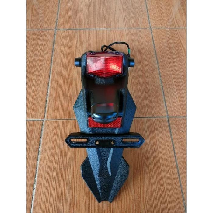 spakbor belakang stoplamp lampu klx D-Tracker copotan
