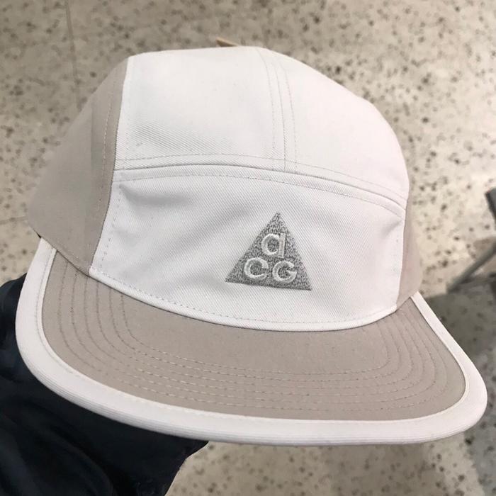 Nike ACG Fly Water-Repellent Unisex Cap 5 panel Cap  Bnwt Brand New with tags  Size available S-M  M
