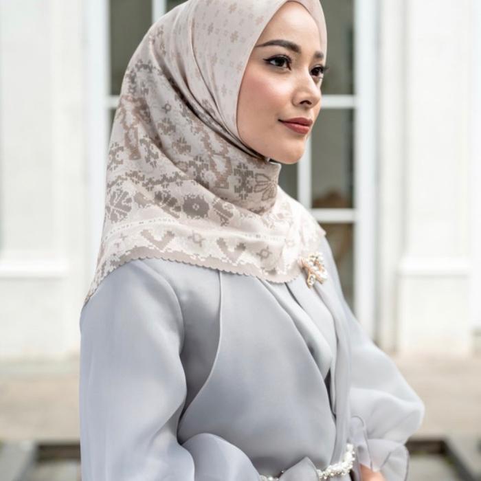 SALE Batanghari Scarf by Wearing Klamby [Hijab Segi Empat]