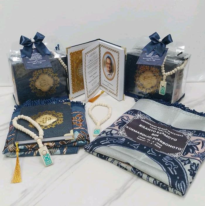 hampers sajadah yasin custom/mengenang 40 hari tahlilan/yasin sajadah sablon/souvenir 100 harian/tah