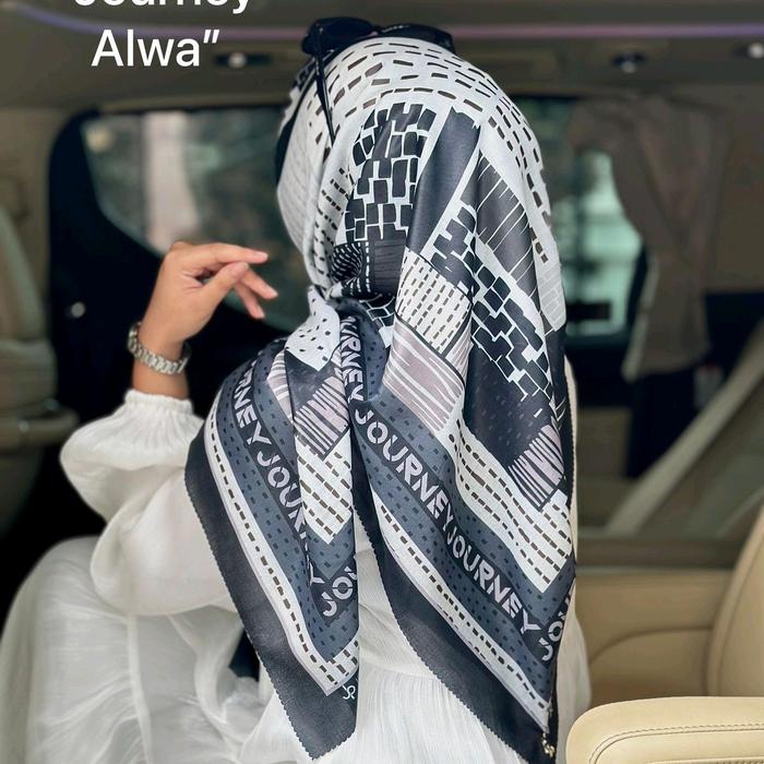 HIJAB ALWA JOURNEY HIJAB SEGI EMPAT HIJAB SIQUARE ALWA JOURNEY MOTIF HITAM PUTIH