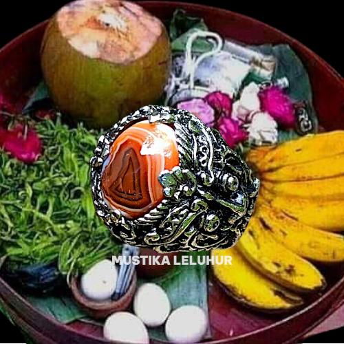 CINCIN MUSTIKA KANTONG MACAN PARA LELUHUR