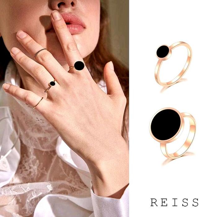 Cincin Titanium  Premium Lapis Emas 18K Bentuk Bulat Bahan Warna Hitam Bulgar**