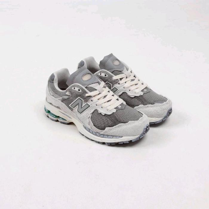 New Balance Sepatu Sneakers Pria M2002RDA Rain Cloud 100% BNIB Kualitas Terbaik