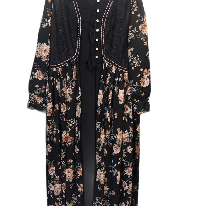 Gamis outer inner motif bunga hitam, outer inner bisa di lepas pasang