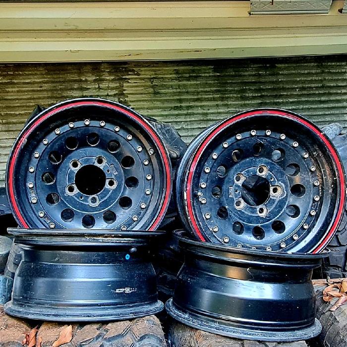 Velg Challenger R15 PCD Jeep Cherokee 5 x 114