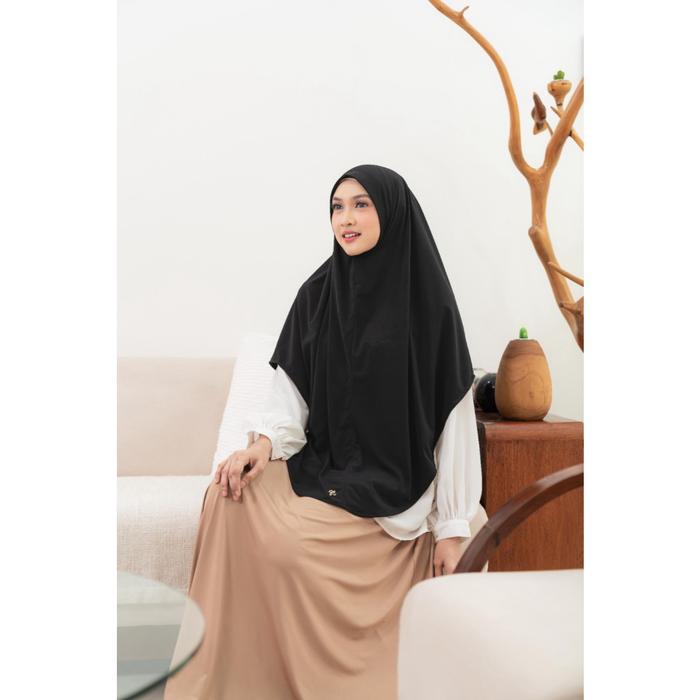 Naraya Bergo Kamala Syari
