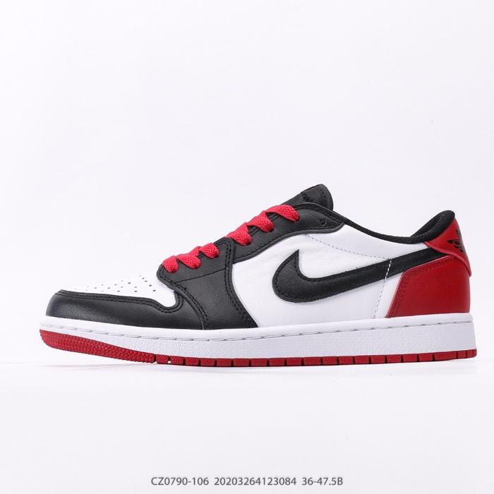 Air Jordan 1 Low OG Black Toe Sepatu Sneaker Pria Warna Hitam Putih Merah Model CZ0790-106