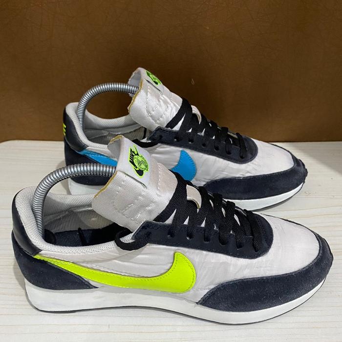 Sepatu Second-PRELOVED Brand Nike Air Tailwind 79 Worldwide White Blue Fury Size UK 7.5 / 42