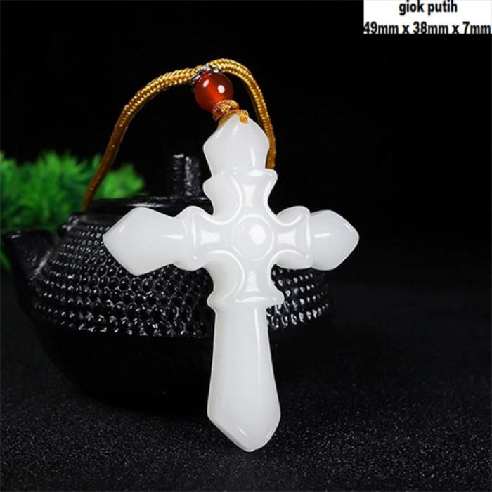 KALUNG BATU JADE GIOK NATURAL ORIGINAL ukiran Salib Yesus liontin