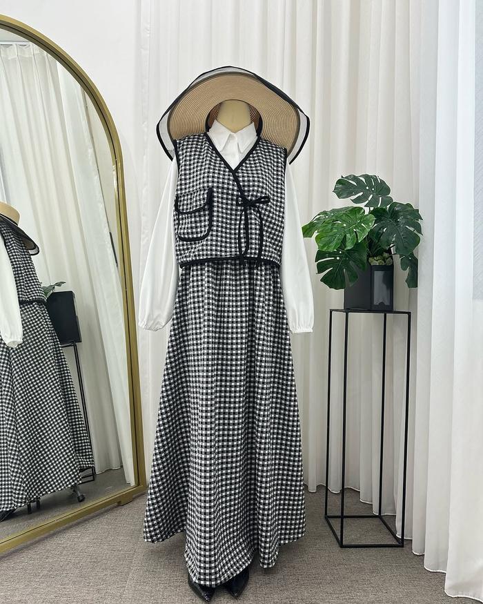 Mora Vest Dress - Gamis Set Free Vest Motif Kotak Premium Voxy Hitam Muslim Lebaran