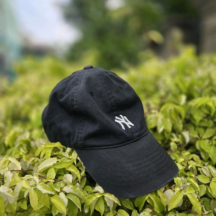 MLB Baseball Cap Hitam Preloved dengan Desain Logo NY Elegan dan Tahan Lama