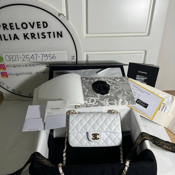 nego preloved 2023 Chanel mini classic handbag lambskin White GHW authentic