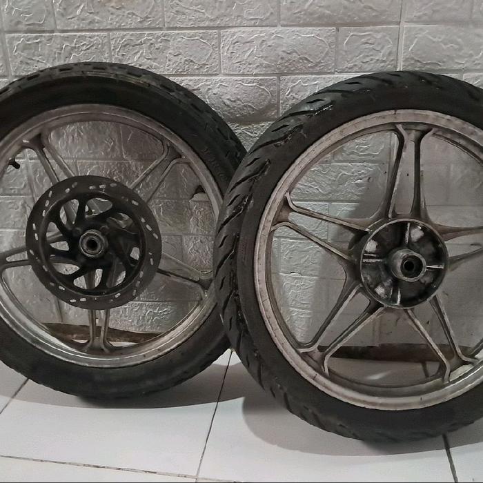 Velg thunder suzuki tunder custom japstyle caferacer tracker dll pelek racing palang original ori co