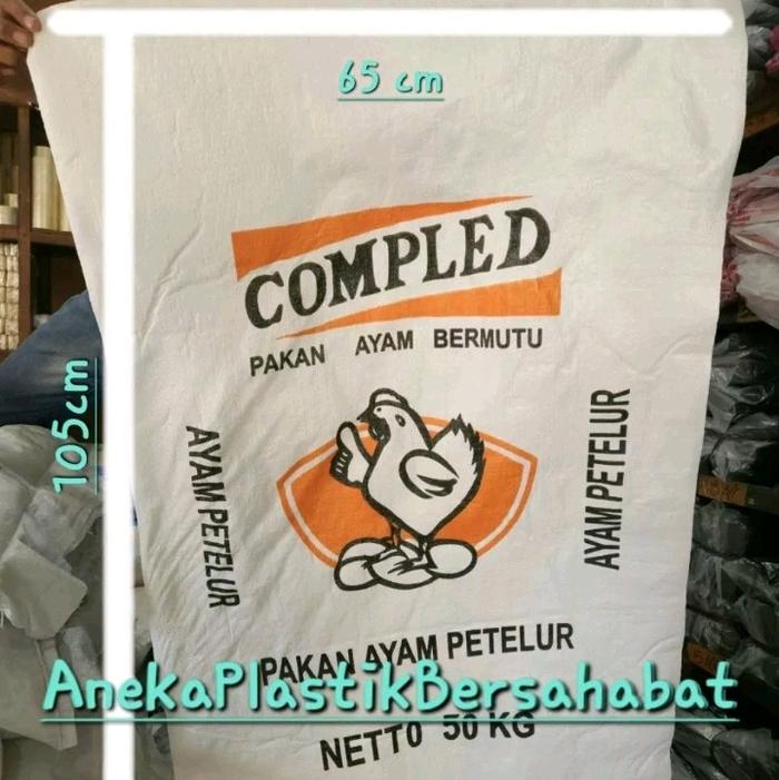 GONI BARU 65 X 105 CM BUKAN GONI BEKAS DENGAN SABLON SEPERTI DI FOTO , goni pakan ayam , goni pakan