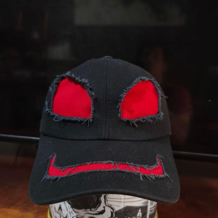 Topi Disney Second Like New Original