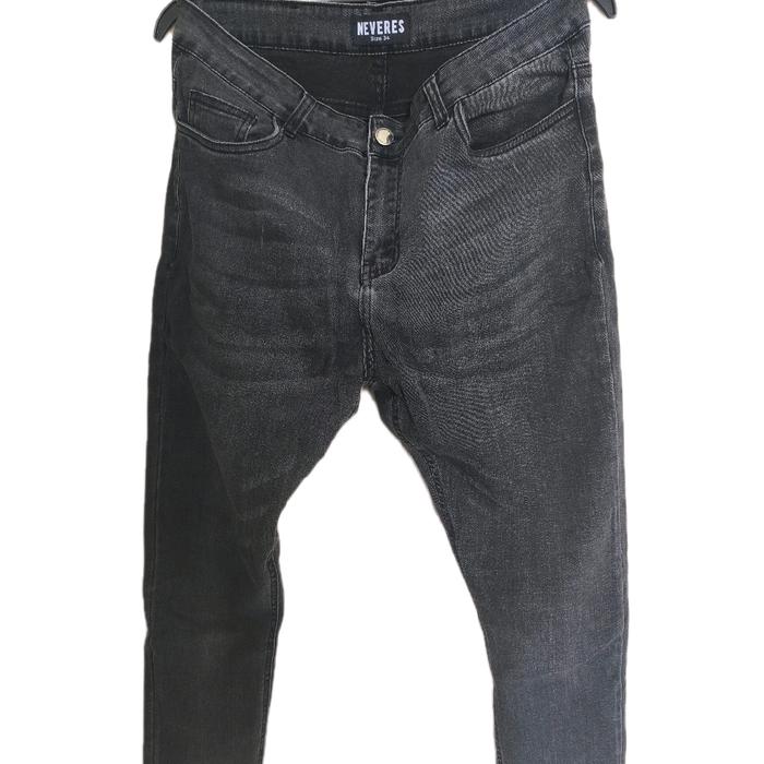Neveres Celana Jeans Stretch Tech. Warna  Washed Charcoal. Ukuran 34. Seperti Baru Fleksibel Nyaman 