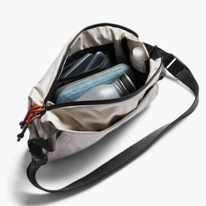 BELLROY KD092278 7L Chest Bag Lite Sling Ultra Light Tas Selempang Casual Unisex