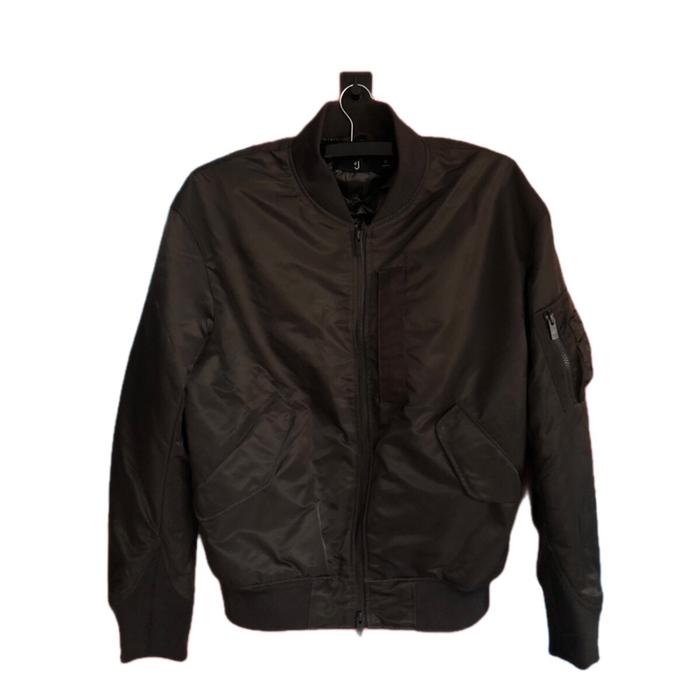 Jacket uniqlo bomber  uniqlo bomber uniqlo jaket Pria Jaket Casual
