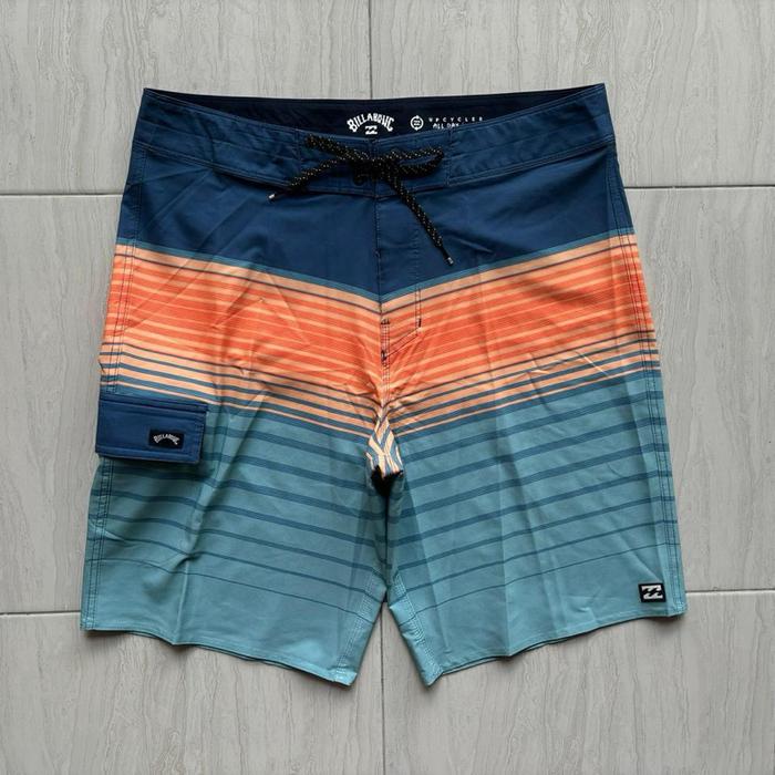 Boardshort billabong originial boardshort billabong size 30 32 34 36 38 40