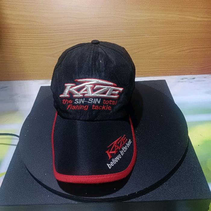 Topi import bekas spesial buat dewasa