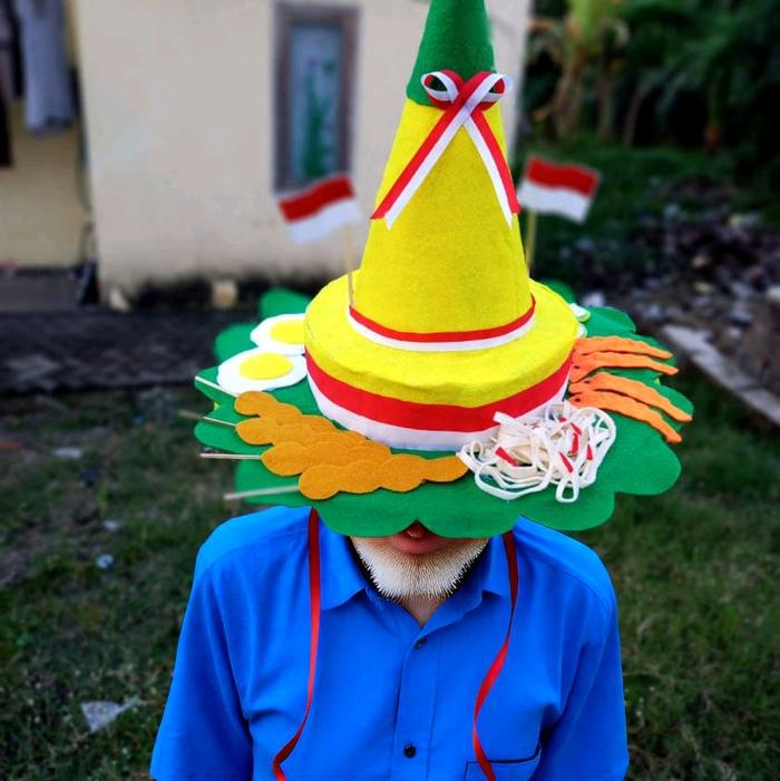 TOPI KARNAVAL AGUSTUSAN dari kertas karton