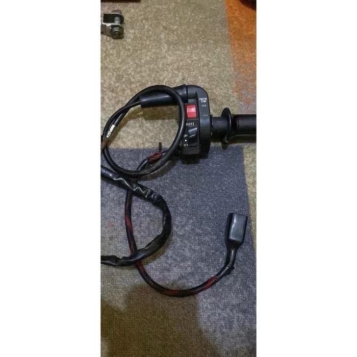 Holder kanan ninja r ss original