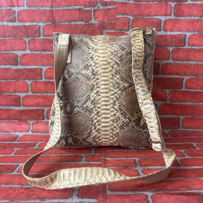 TAS SELEMPANG PRIA WANITA KULIT SNAKE SECOND BRANDED CREAM / TAS SLING FASHION PRIA WANITA KULIT ASL