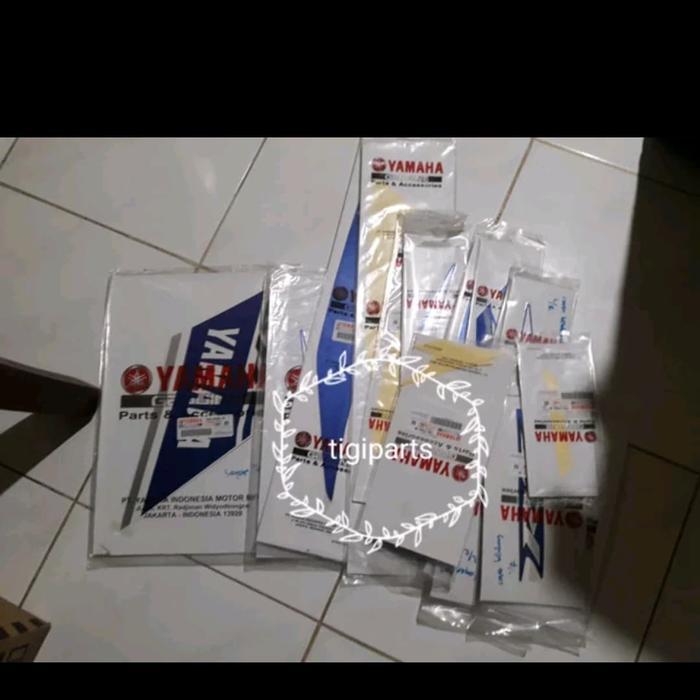 Striping Stiker Yamaha R25 Biru Putih GP Series OSEAN