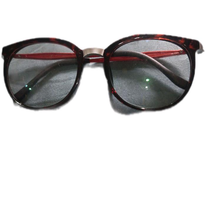 Ray Ban Kacamata Baca Unisex untuk Fashion dan Kebutuhan Baca Sehari-hari dengan Desain Ergonomis da