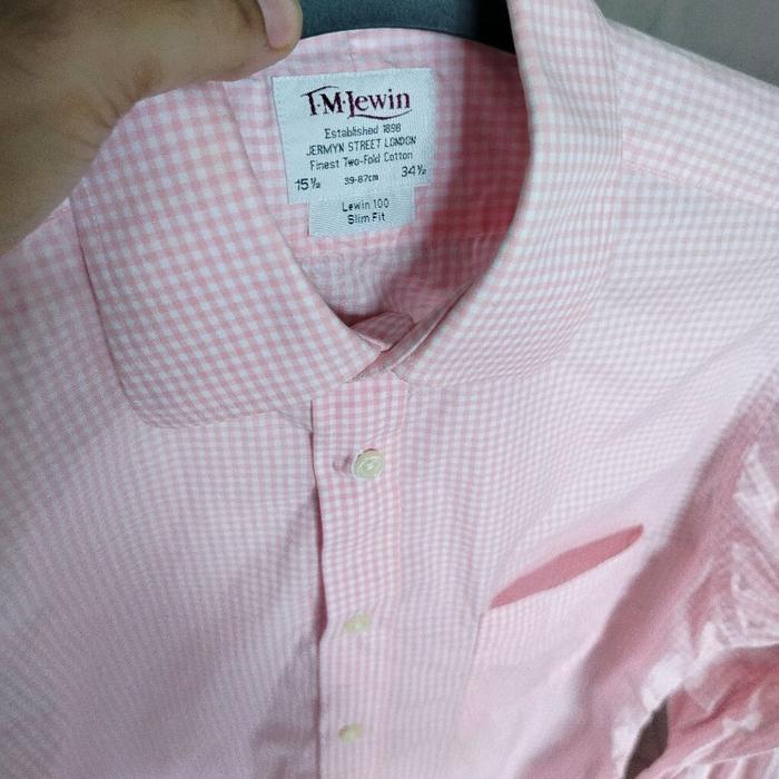 kemeja pria SIZE M TM LEWIN branded