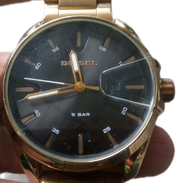 Diesel Jam Tangan Pria  Dengan Tanggal Cocok Untuk Kekantor Dan Pemakian Resmi No Dus Normal Siap Pa