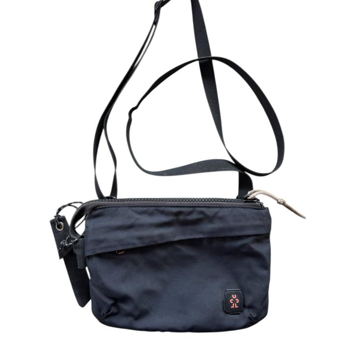 Crumpler the minikin hip pouch