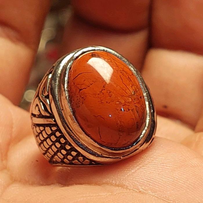 cincin jasper ati ayam / merah hati