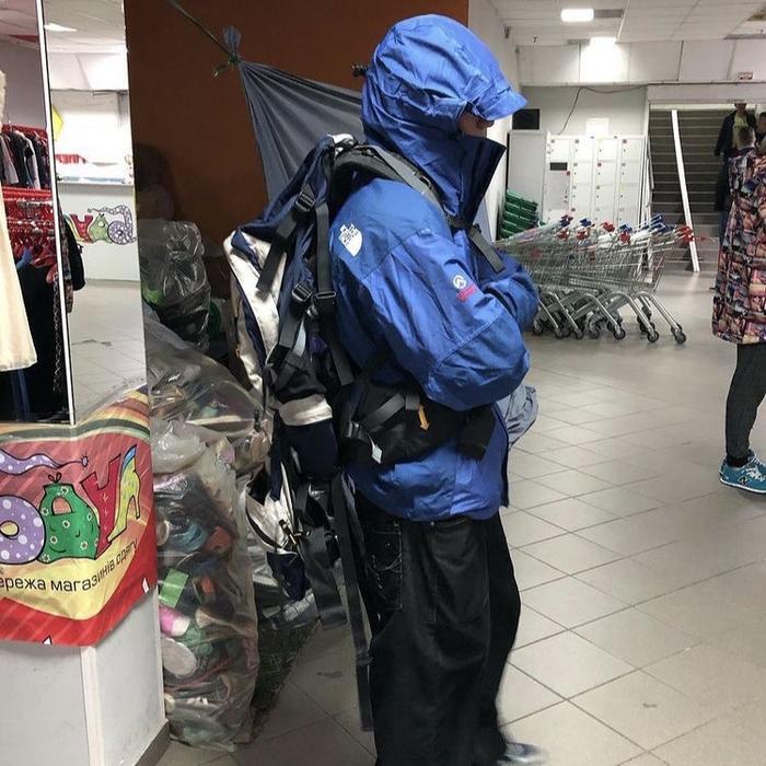  Jaket The North Face Summit Series Gore-Tex original preloved