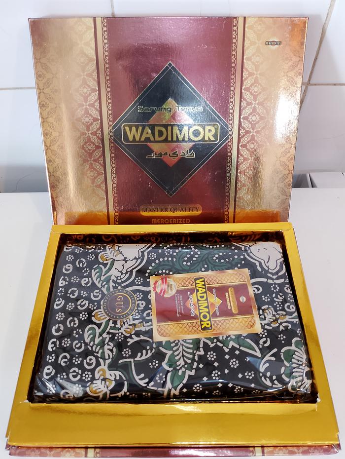 SARUNG TENUN WADIMOR MASTER QUALITY MERCERIZED Mewah Motif Muslim Nyaman Kain Pria cowok katun