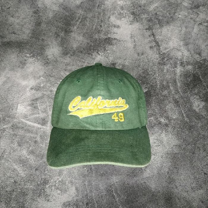 Topi Caps Who au kode barang 001