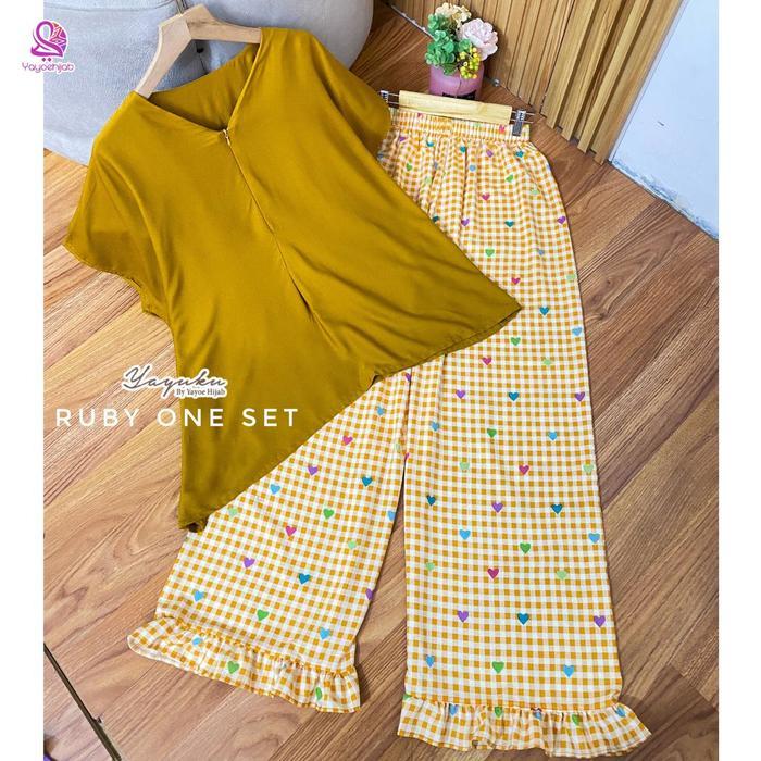Ruby One Set Daily Pajamas Kekinian Baju Hangout Wanita Tangan Pendek Lucu Atasan Celana Panjang Ray