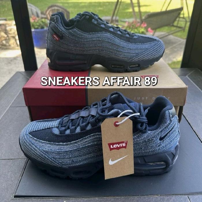 Sepatu Air Max Sepatu Air Max 95 Sepatu Air Max 95 OG X Levi's OBSIDIAN BLUE